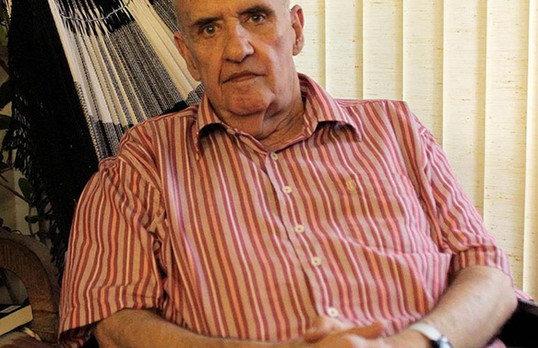 Retrato de Carlos Nejar